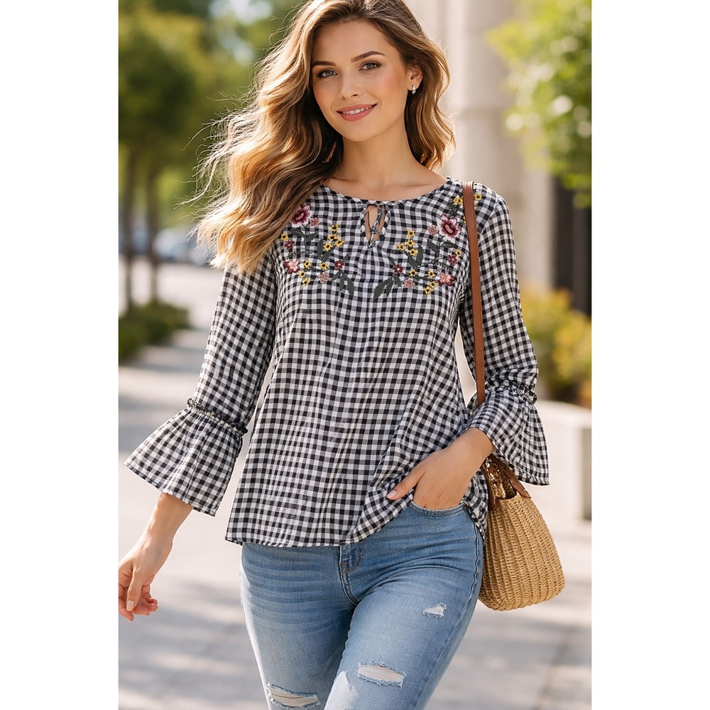 Jolt Gingham Blouse Womens S Black‎ White NWT Floral Embroidery Bell Sleeve Top